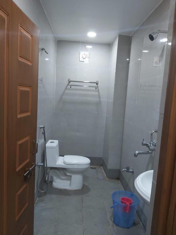 Hotel Sahasra Dla 와랑갈 외부 사진